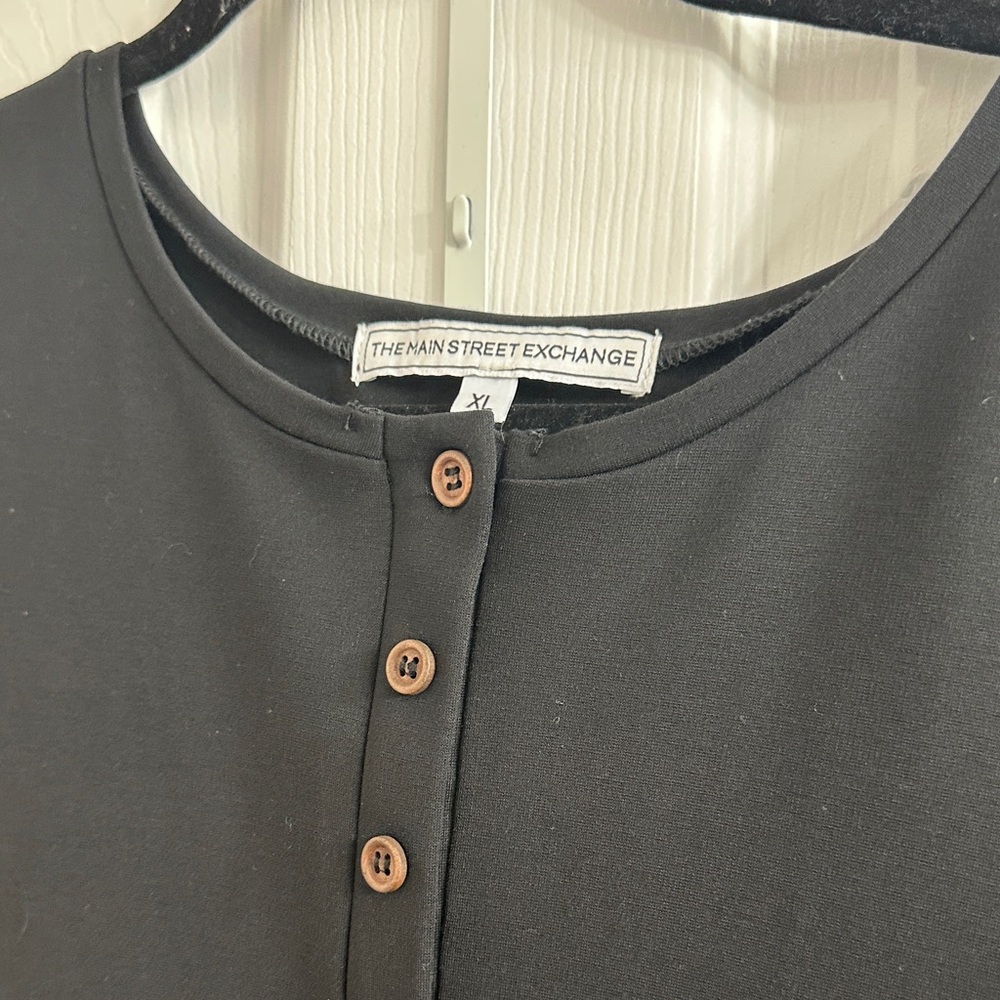 Black Buttoned Midi Dress - Picture 4 of 6